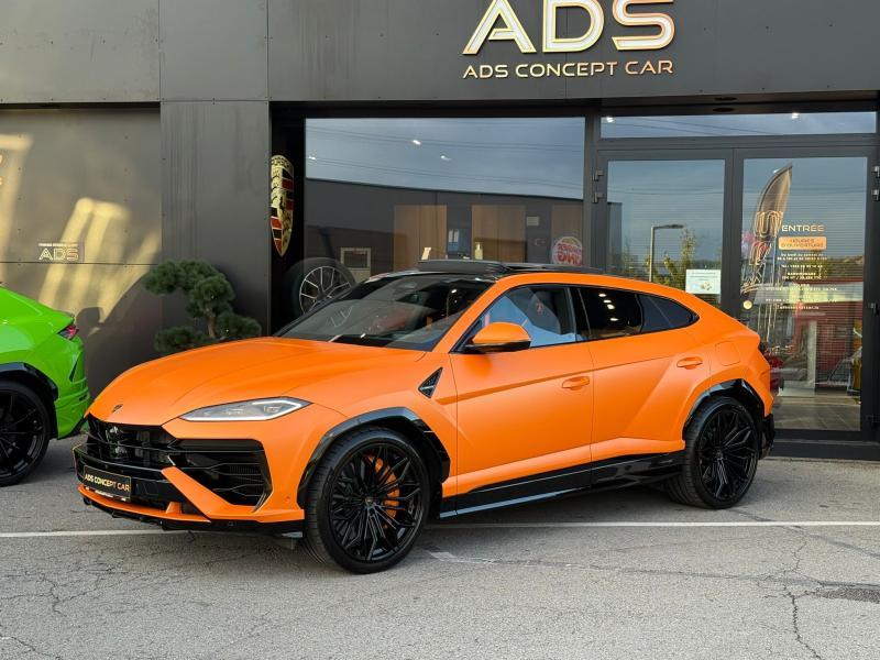 Lamborghini Urus SE 4.0 V8 PLUG-IN HYBRID 800CH / PPF/ Attelage/ Toit Ouvrant — Foto 1 von 17